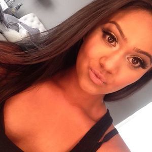 Meet your Posher, Priya